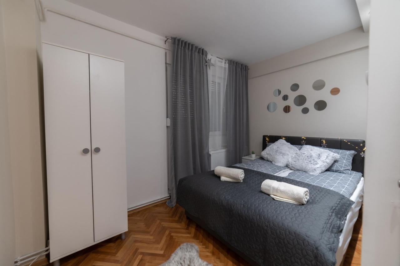 Gold Apartman Vrsac Eksteriør bilde